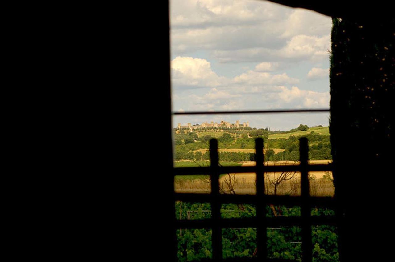 Monteriggioni Suite Екстериор снимка