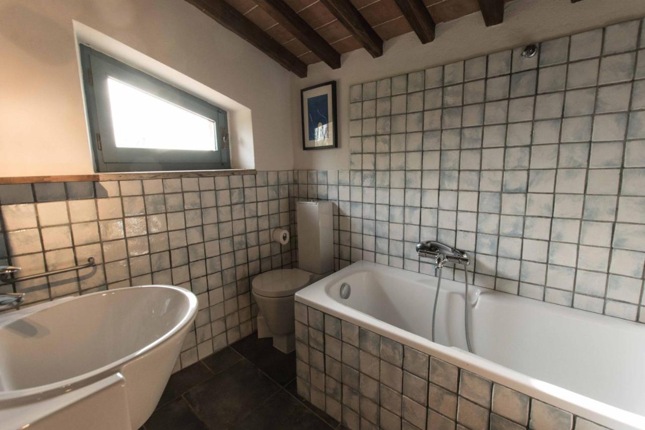 Monteriggioni Suite Екстериор снимка
